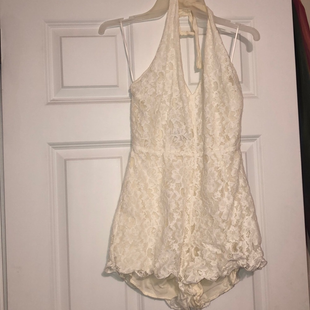 Kendall & Kylie cream colored v-neck laced romper